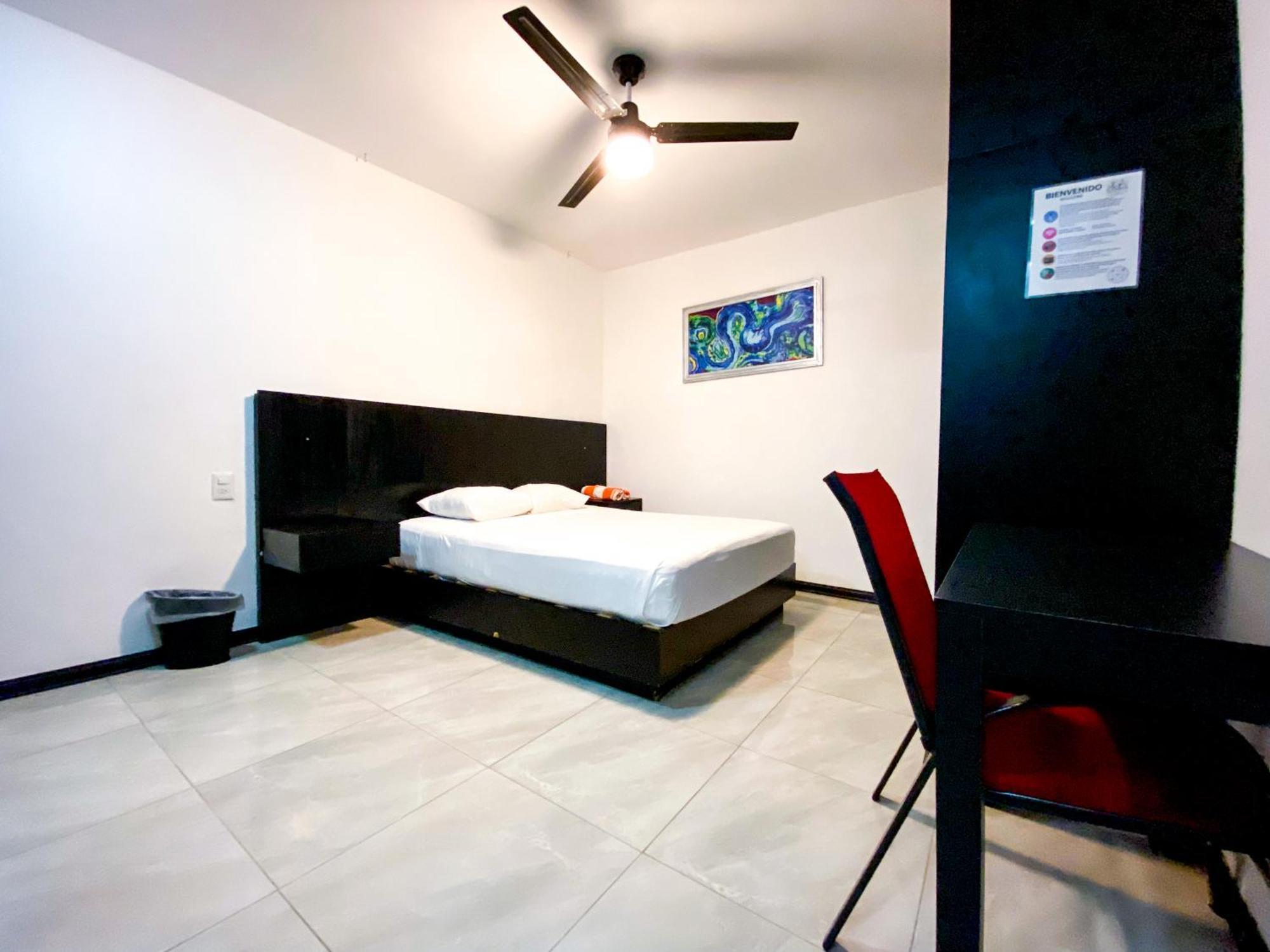 Casa Balam Cancun Gladiolas Bilik gambar