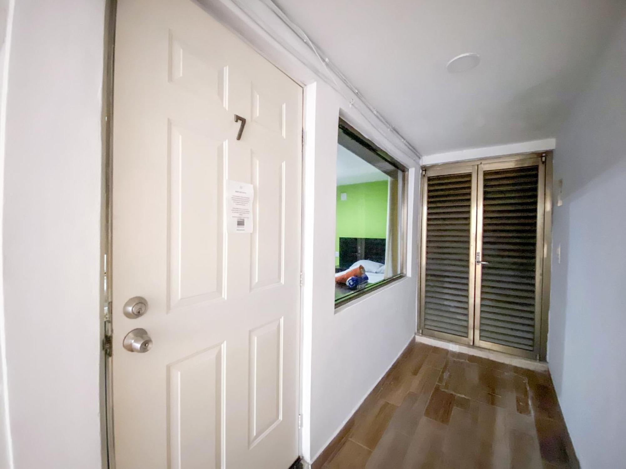 Casa Balam Cancun Gladiolas Bilik gambar